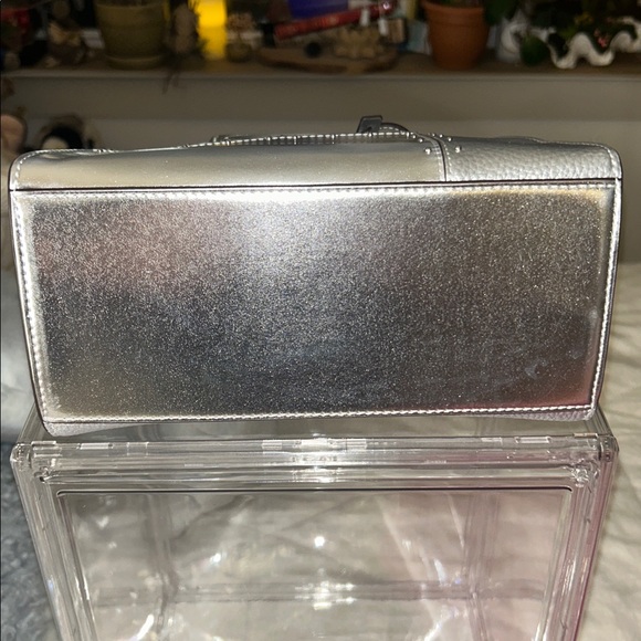 Michael Kors Metallic Silver Satchel/Crossbody Bag 10.5”x 7.5” NWT - Picture 7 of 7